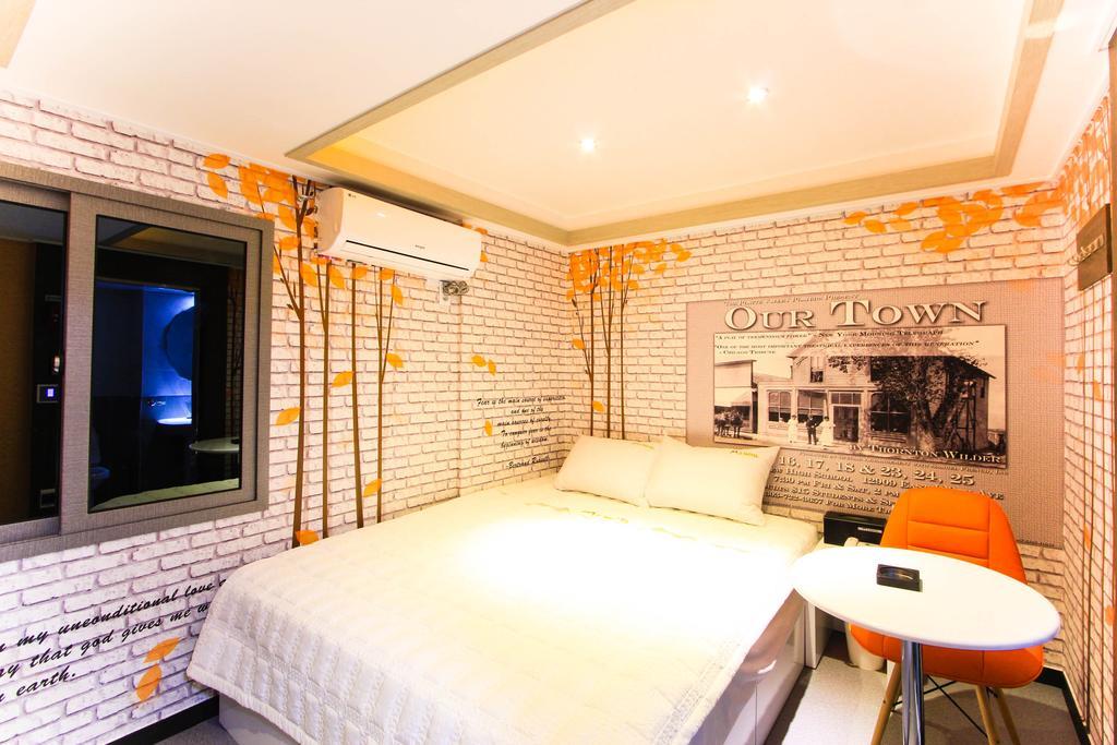 M2 Motel Puszan Szoba fotó